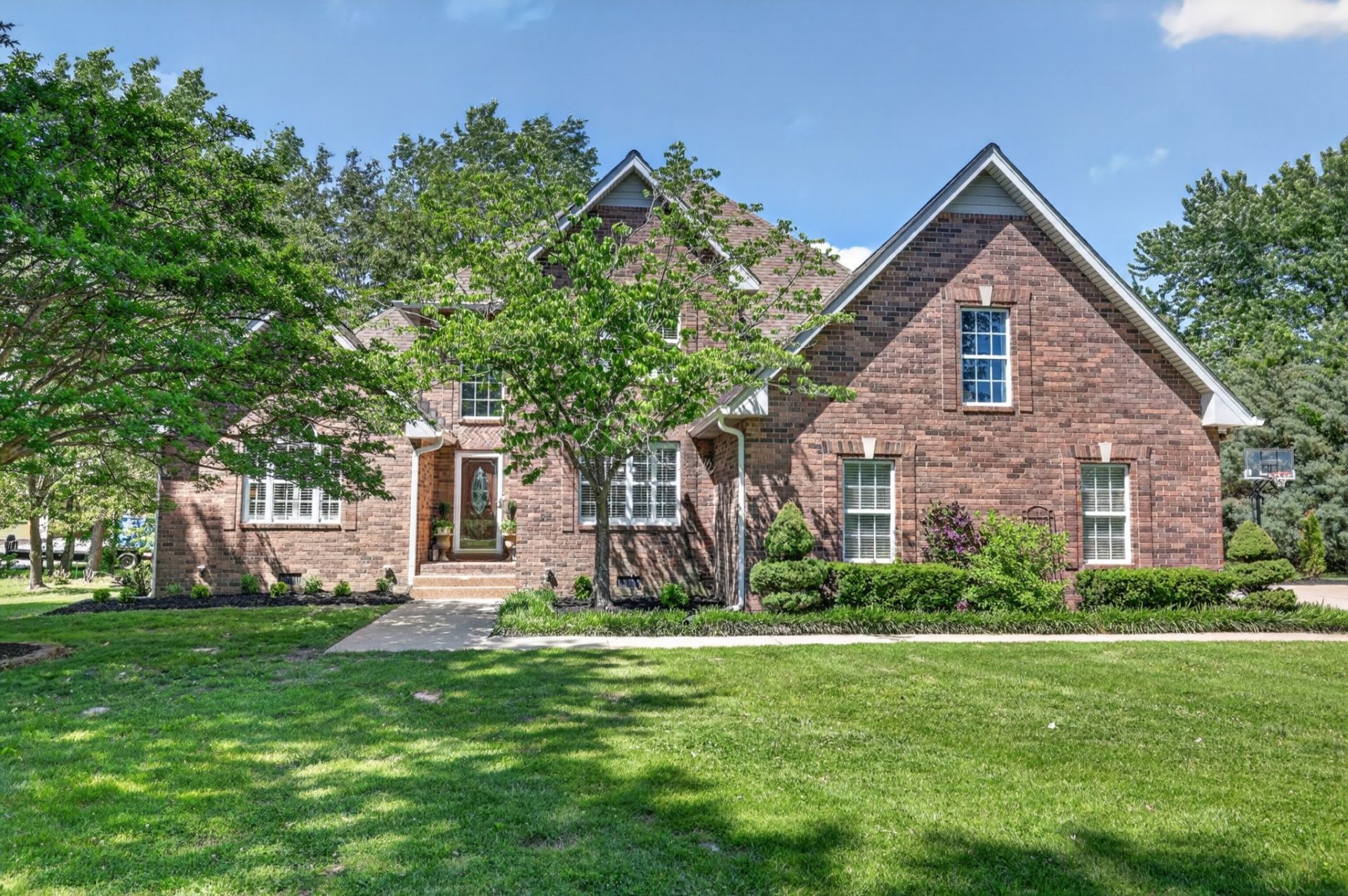 341 Bradshaw Rd, Lebanon, TN 37087 Main Photo