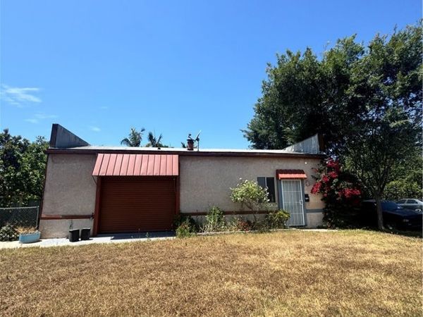 120 N Hathaway, Santa Ana, CA 92701
