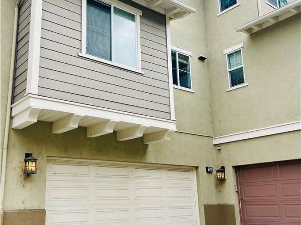 350 Flyers, Tustin, CA 92782