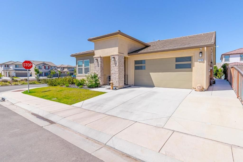 4341 Trailblazer Way, Modesto, CA 95356 Main Photo