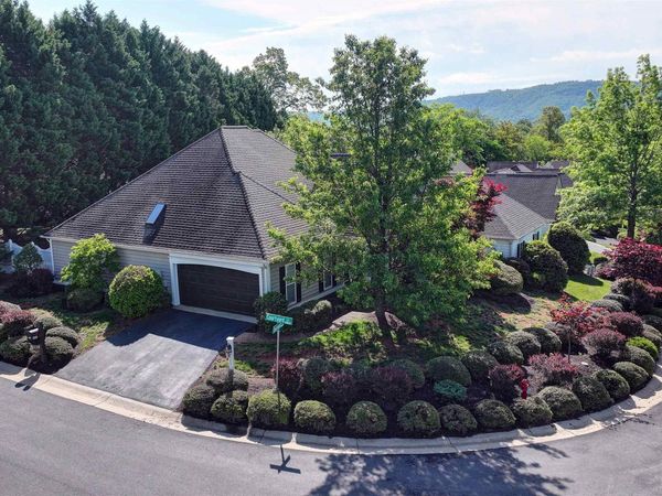 685 COURTYARD CT, Charlottesville, VA 22903
