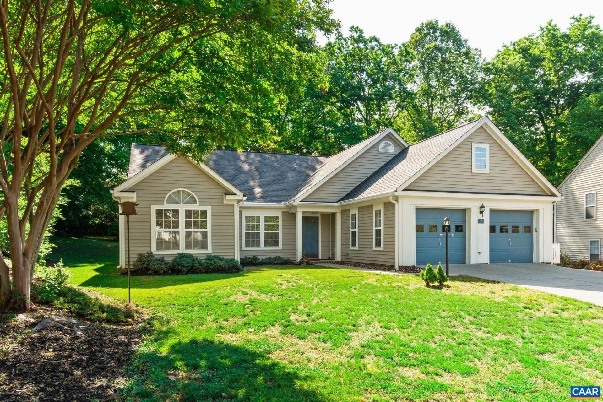 1245 Raintree Dr, Charlottesville, VA 22901 Main Photo
