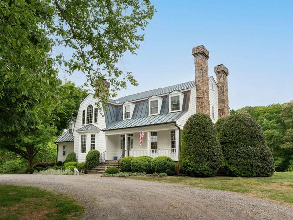 1614 CARRIAGE DR, Manakin Sabot, VA 23103