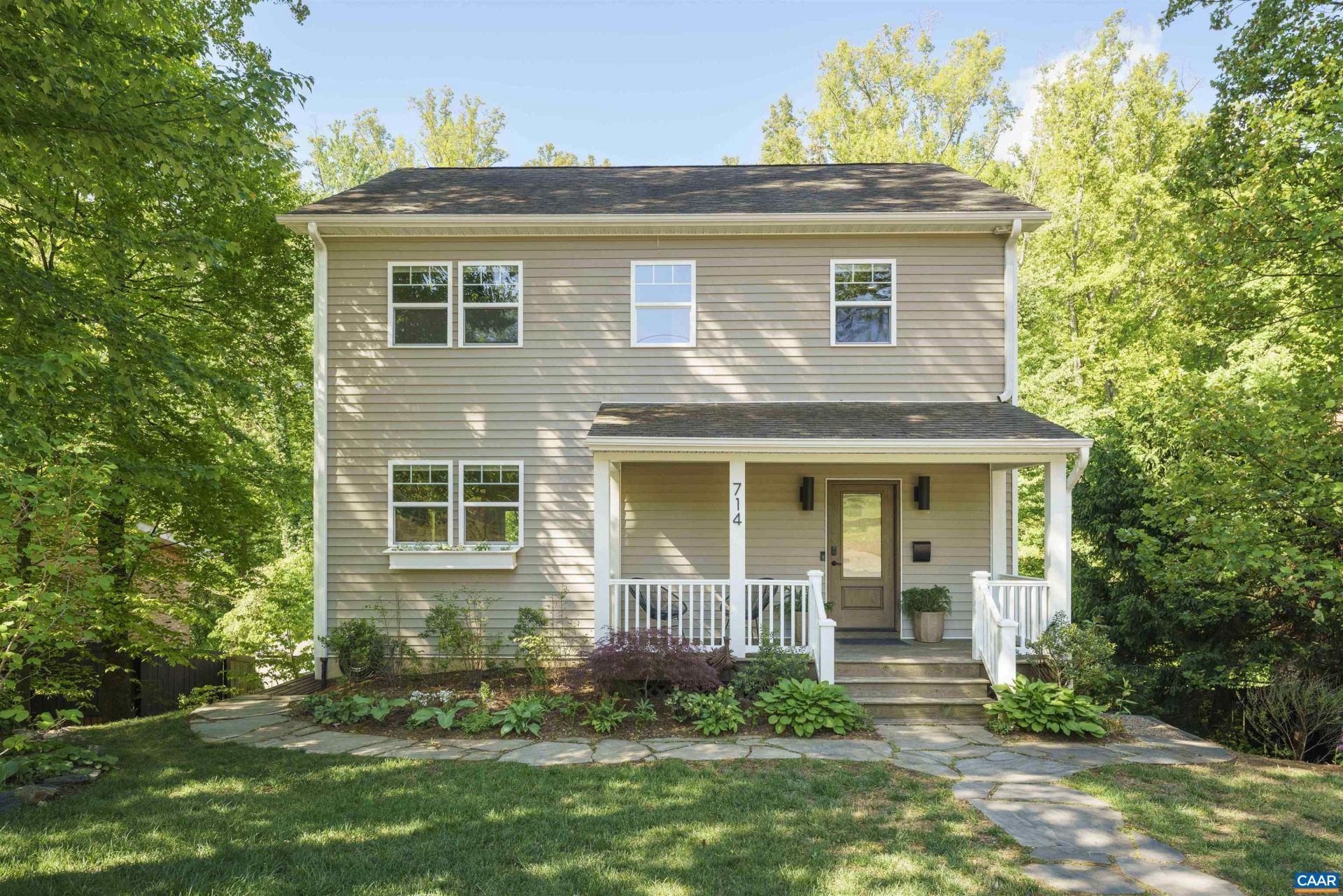 714 Rock Creek Rd, Charlottesville, VA 22903 Main Photo
