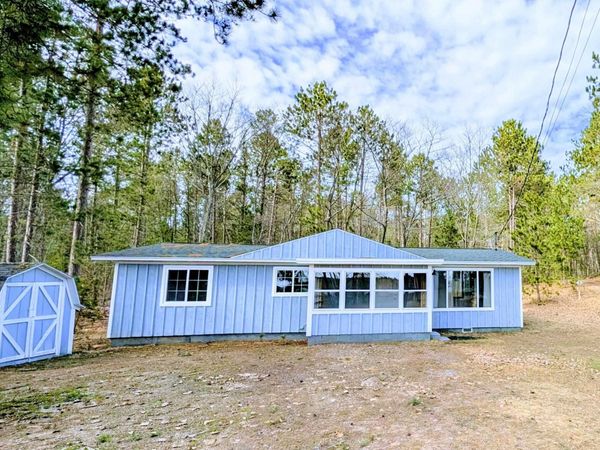 304 Kawbawgam Road, Chocolay Twp, MI 49855