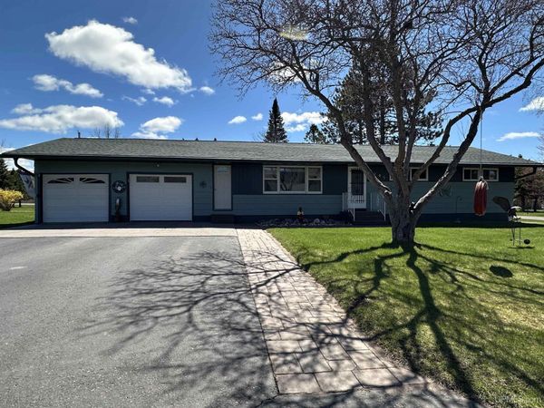 1103 E Iron Street, Bessemer, MI 49911