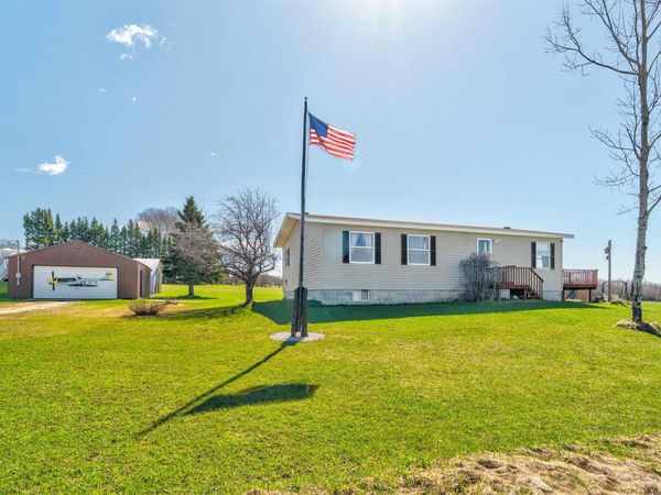 23365 Co Rd 468 Road, Lakefield Twp, MI 49853