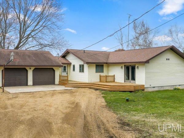 10025 U.65 Lane, Masonville Twp, MI 49878
