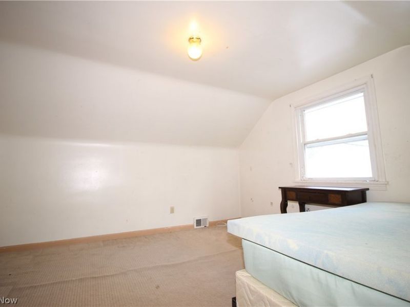 346 Walworth Avenue, Euclid, OH 44132 Photo 22