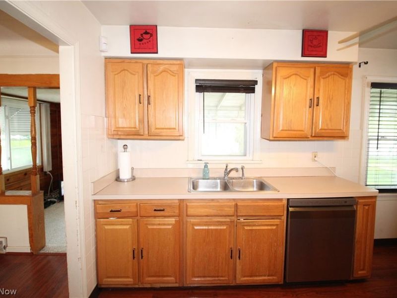 346 Walworth Avenue, Euclid, OH 44132 Photo 6