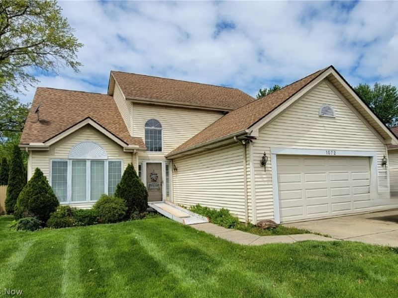 1072 Valley Creek Drive, Eastlake, OH 44095 Photo 1
