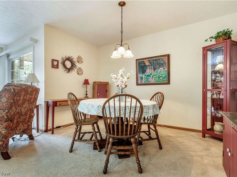 3474 Dauphin Drive NE, Canton, OH 44721 Photo 7