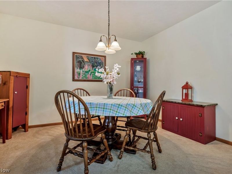 3474 Dauphin Drive NE, Canton, OH 44721 Photo 8