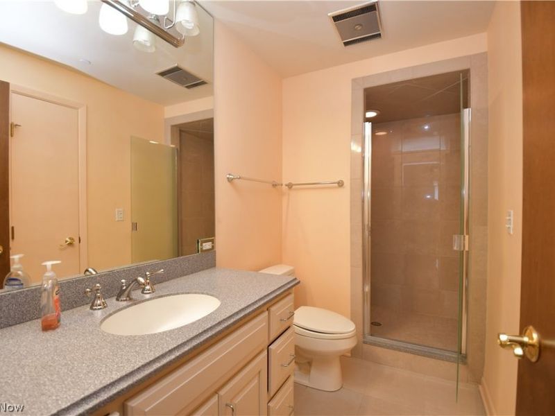 27500 Cedar Road, Unit 605, Beachwood, OH 44122 Photo 15