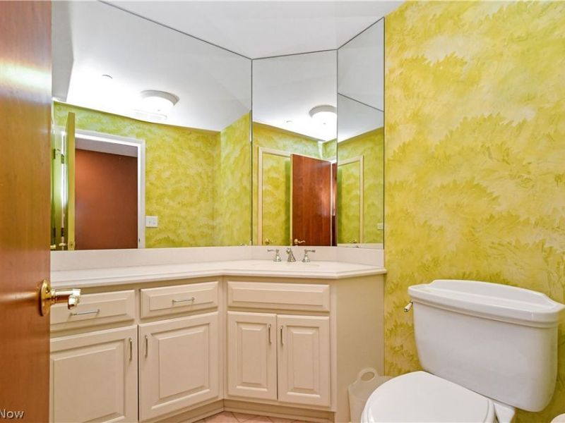 27500 Cedar Road, Unit 605, Beachwood, OH 44122 Photo 9