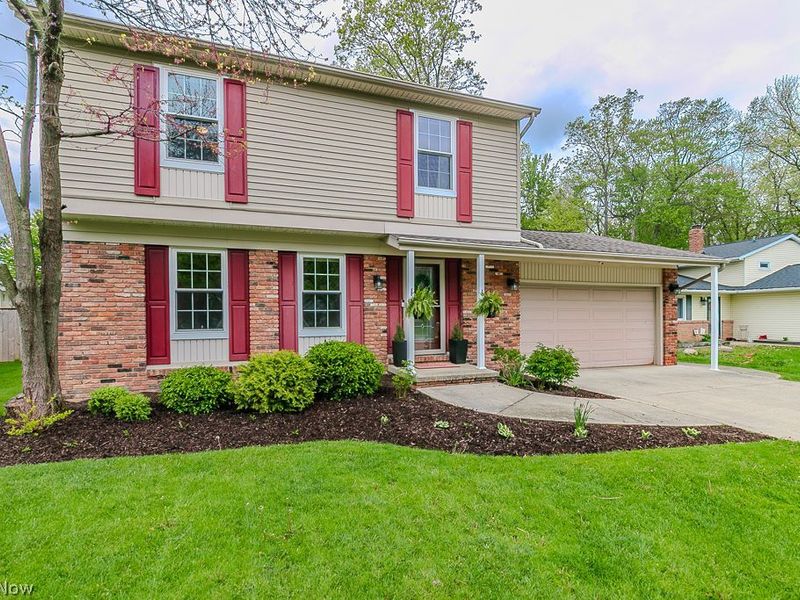 5658 Marine Parkway, Mentor on the Lake, OH 44060 Photo 2