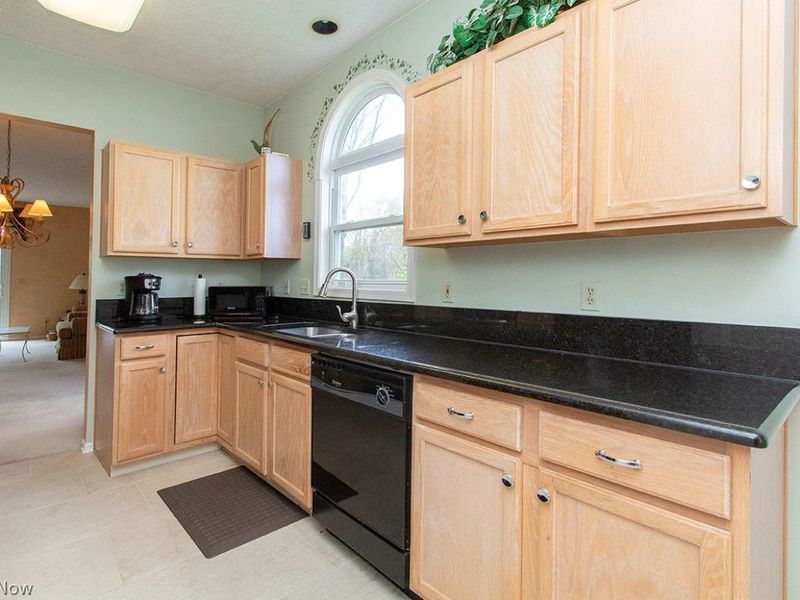 498 Rockledge Lane , Brunswick, OH 44212 Photo 5
