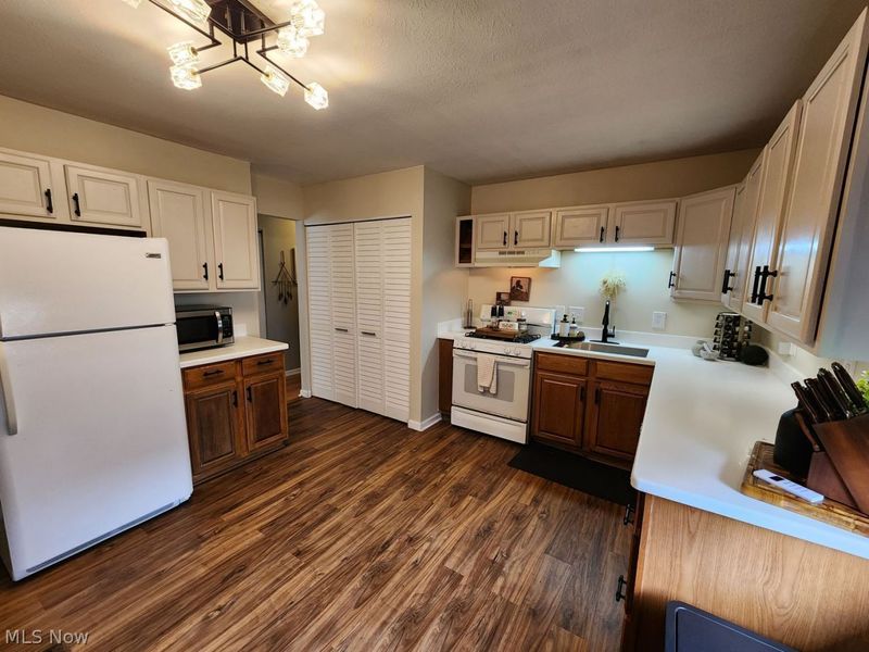 4891 Glenn Lodge Road, Mentor, OH 44060 Photo 4