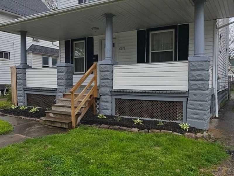 4278 Valley Road, Cleveland, OH 44109 Photo 1