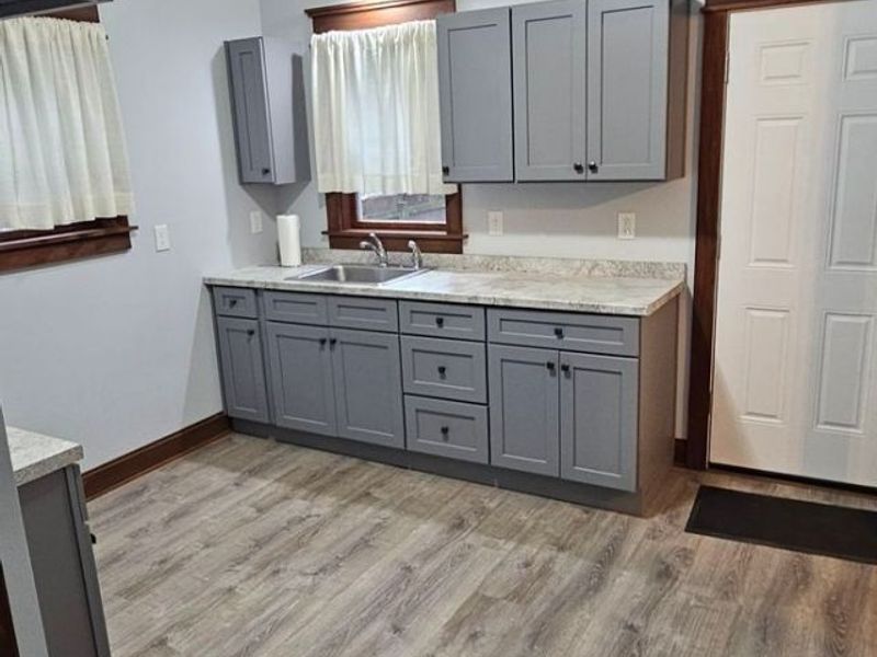 4278 Valley Road, Cleveland, OH 44109 Photo 14
