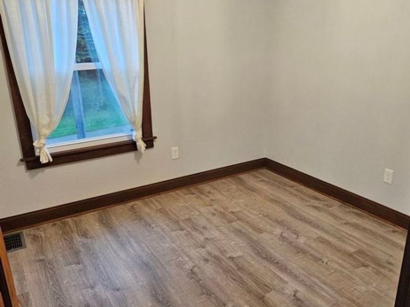 4278 Valley Road, Cleveland, OH 44109 Photo 24