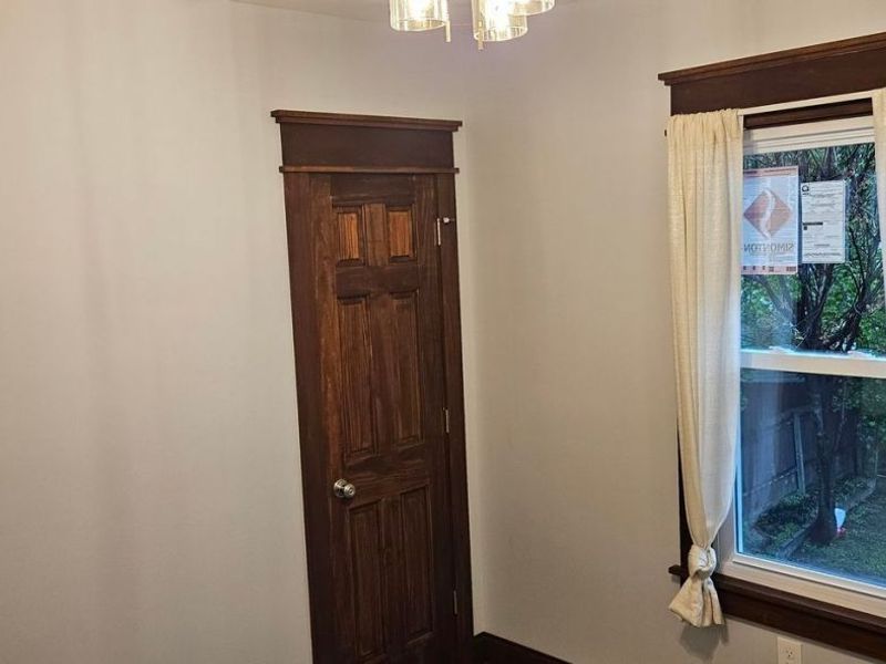 4278 Valley Road, Cleveland, OH 44109 Photo 27