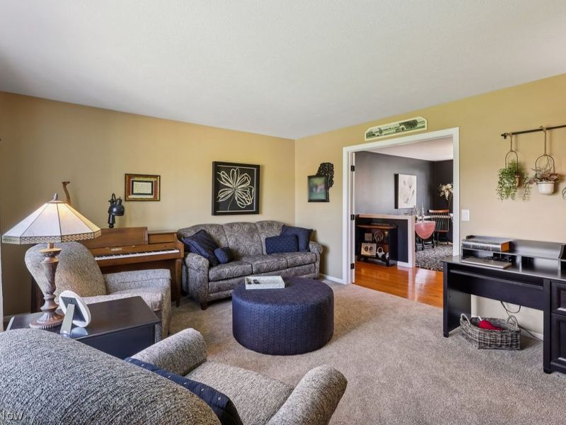 1050 Sand Run Road, Akron, OH 44313 Photo 7
