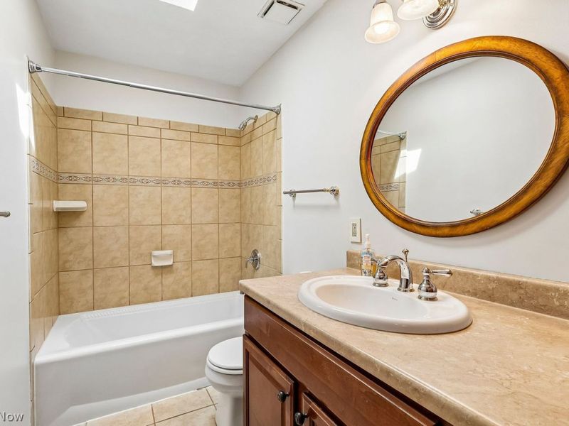 1789 E 232nd Street, Euclid, OH 44117 Photo 17