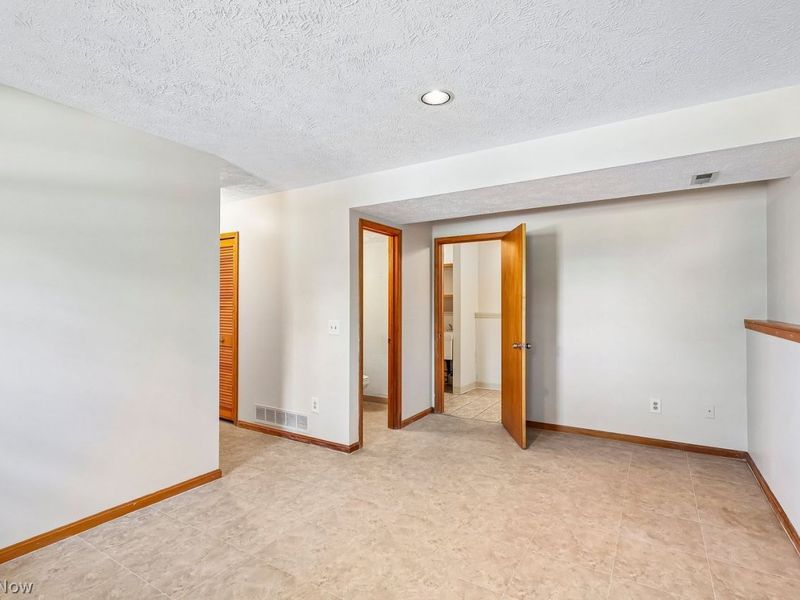1789 E 232nd Street, Euclid, OH 44117 Photo 21