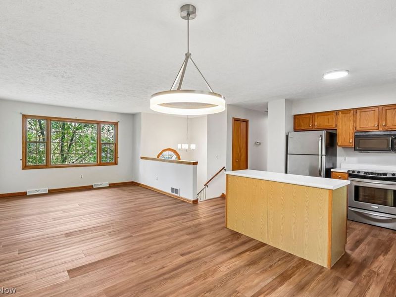 1789 E 232nd Street, Euclid, OH 44117 Photo 4