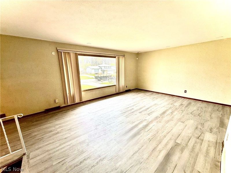 2207 Oaklawn Drive , Parma, OH 44134 Photo 4