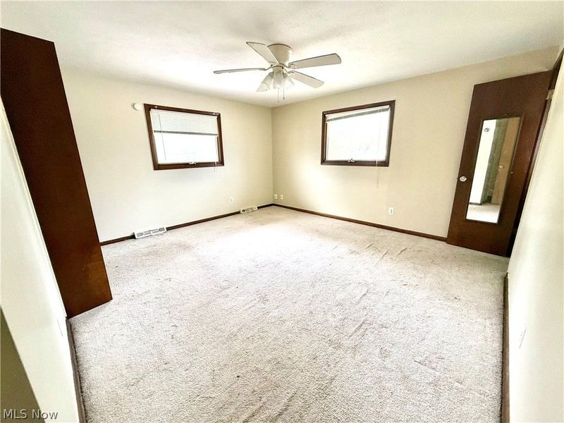 2207 Oaklawn Drive , Parma, OH 44134 Photo 7