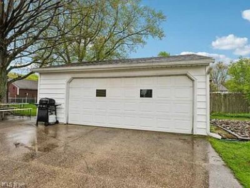 1262 Arthur Court, Madison, OH 44057 Photo 4