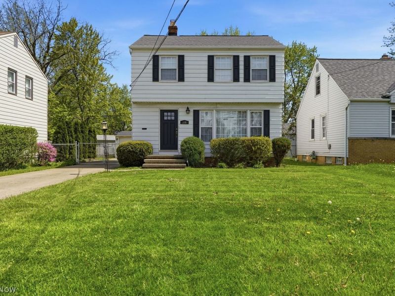 489 E 305th Street, Willowick, OH 44095 Photo 1