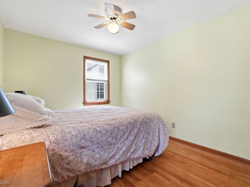 489 E 305th Street, Willowick, OH 44095 Photo 18