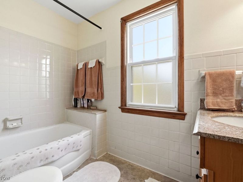 489 E 305th Street, Willowick, OH 44095 Photo 25
