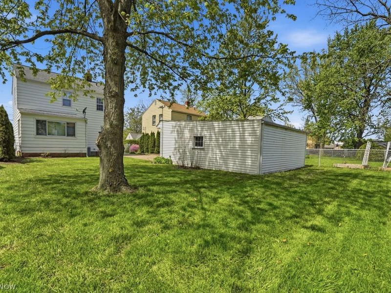 489 E 305th Street, Willowick, OH 44095 Photo 34