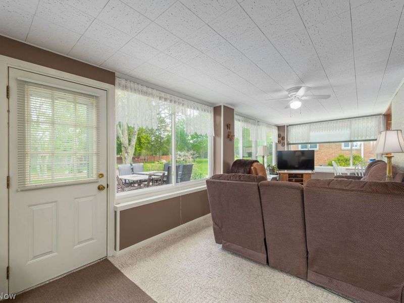 14240 Uhlin Drive, Middleburg Heights, OH 44130 Photo 15