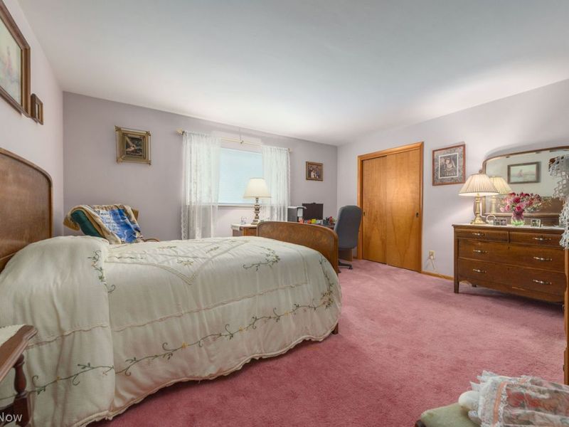 14240 Uhlin Drive, Middleburg Heights, OH 44130 Photo 23