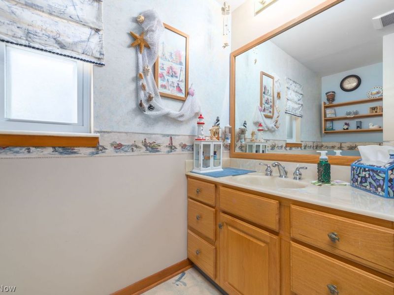 14240 Uhlin Drive, Middleburg Heights, OH 44130 Photo 28