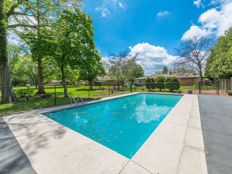 14240 Uhlin Drive, Middleburg Heights, OH 44130 Photo 40