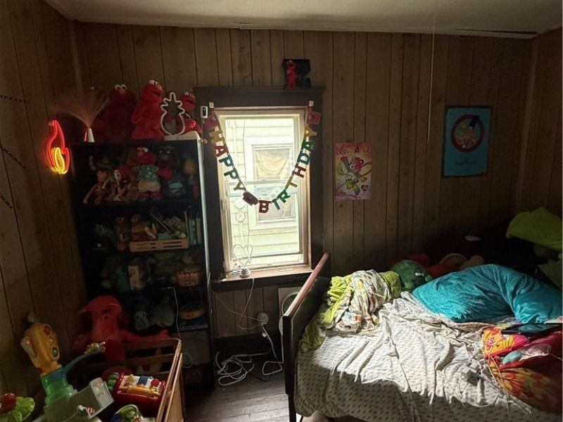 2406 Henninger Road, Cleveland, OH 44109 Photo 6