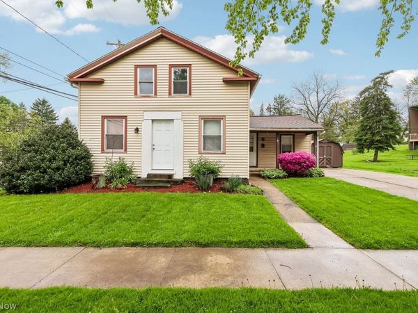 84 S Portage Street , Doylestown, OH 44230