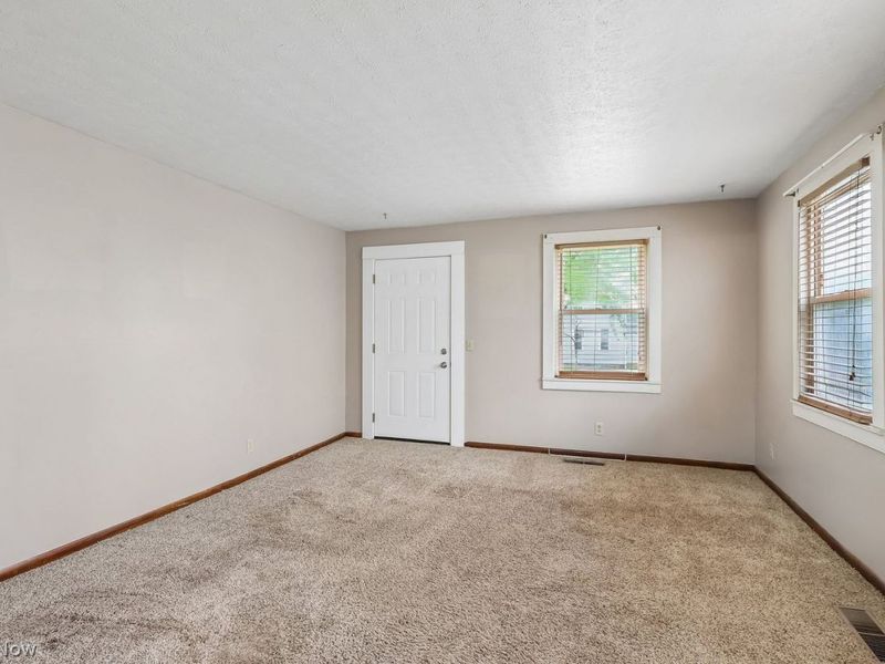 84 S Portage Street, Doylestown, OH 44230 Photo 8