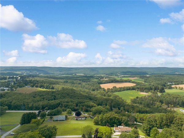 144 White Star Way, Jennerstown, PA 15547