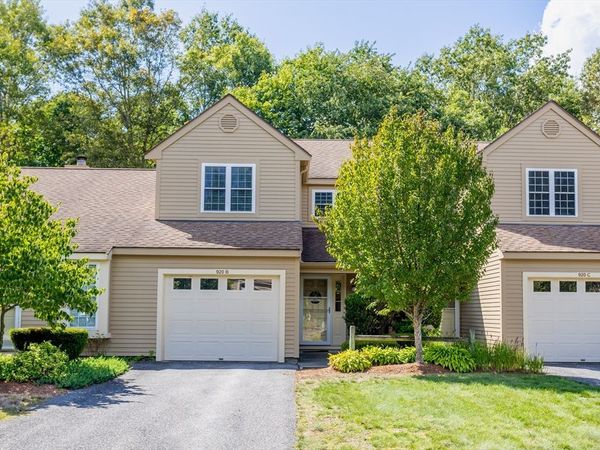 920 Ridgefield Cir, Unit 920B, Clinton, MA 01510