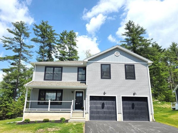 7 High Bluff, Belchertown, MA 01007