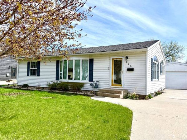 225 Sunrise Boulevard, Redwood Falls, MN 56283