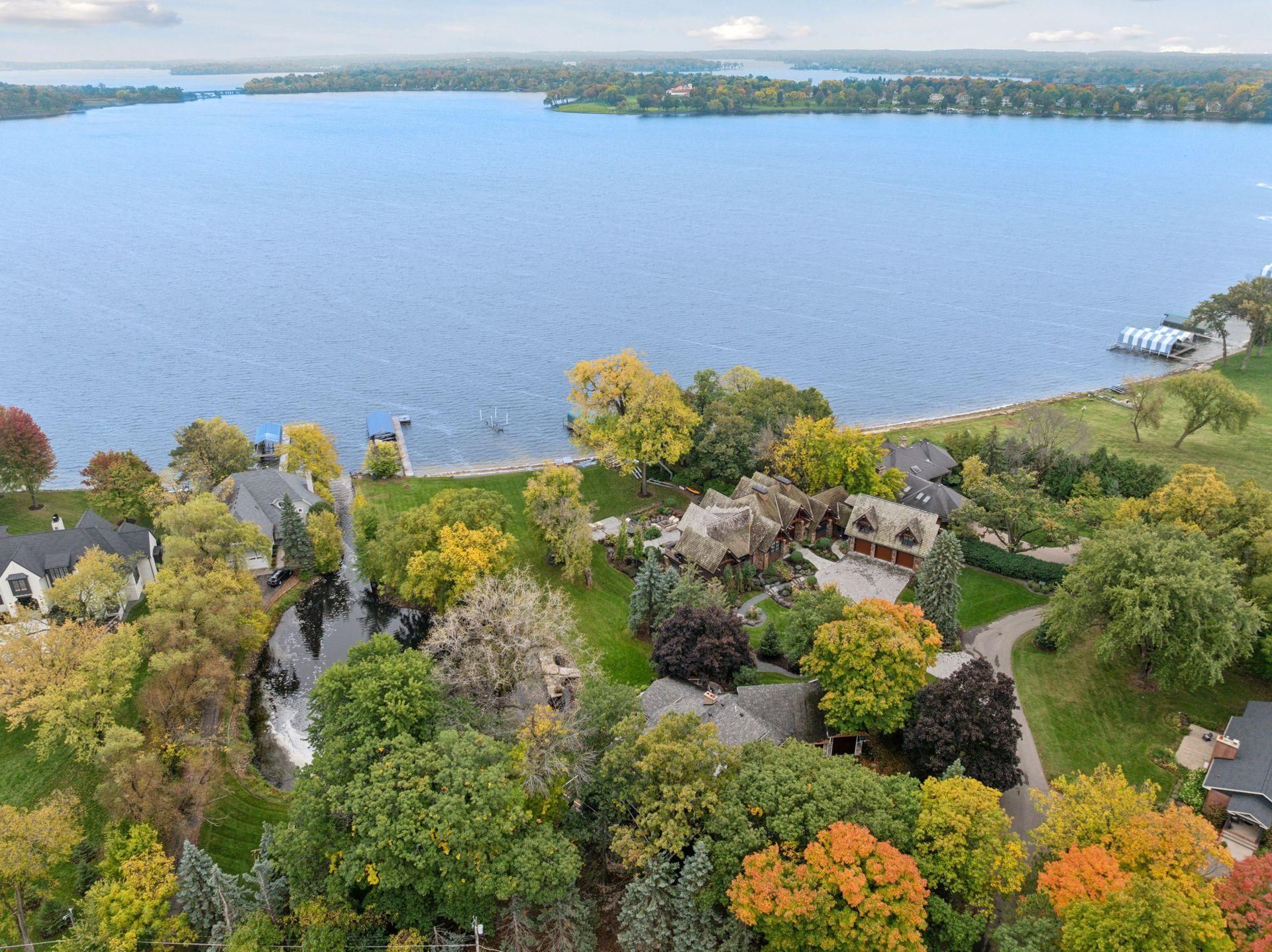 3135 North Shore Drive , Orono, MN 55391