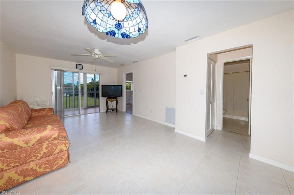8141 Country Rd, Unit 203, Fort Myers, FL 33919 Photo